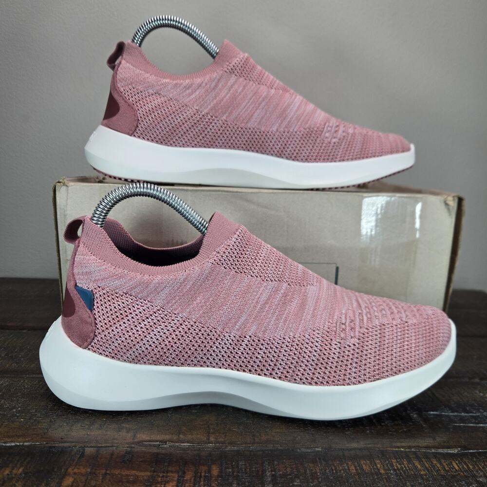 NEW Vessi Everyday 2.0 Slip On Womens Size 8 Waterproof Shoes Tumbleweed Pink